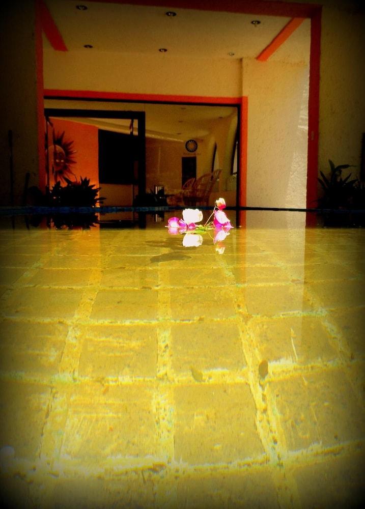 Hotel Piedras De Sol Solaris Morelos Tlaltizapán Екстериор снимка